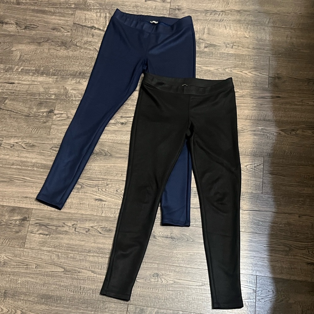 Express Leggings in Black and Navy